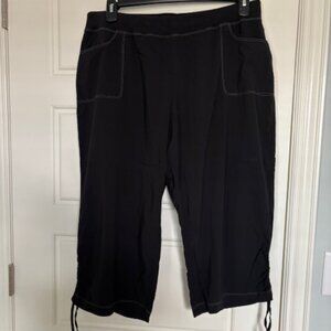 NEW Sahalie Flex Time Black Capri Pants XL - REDUCED!